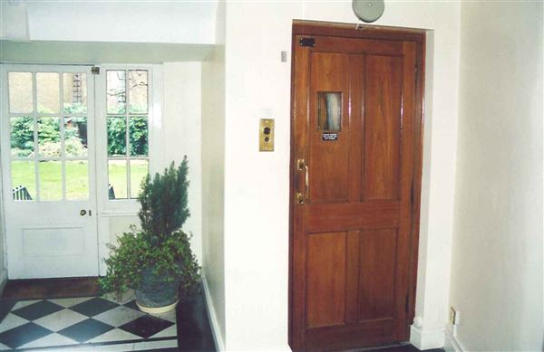 Egerton Place (01/05/2019)