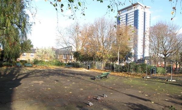 Latchmere Recreation Junior Playground (01/05/2019)
