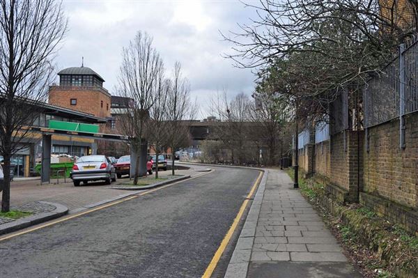 Acklam Road (01/05/2019)