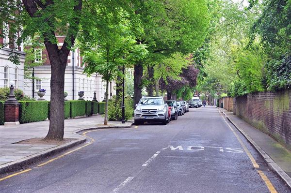 Duchess of Bedford's Walk (01/05/2019)