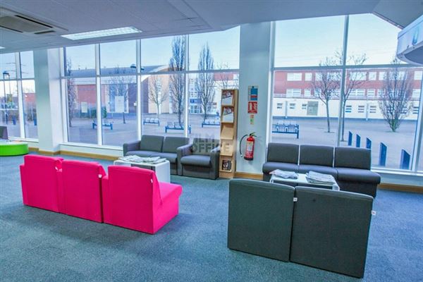Beckton Globe Library (01/05/2019)