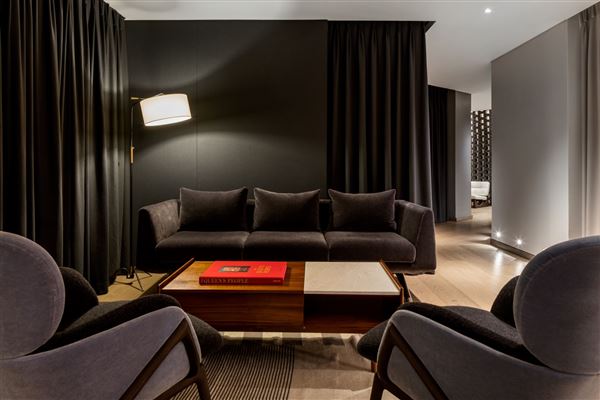 Radisson Blu Hotel, London Mercer Street (01/12/2020 - Credits: Edwardian Hotels London)