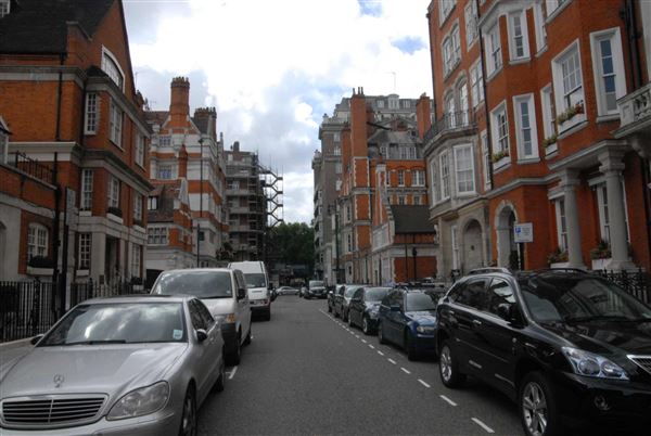 Aldford Street (01/05/2019)