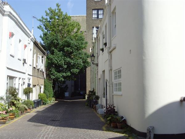 Osten Mews (01/05/2019)