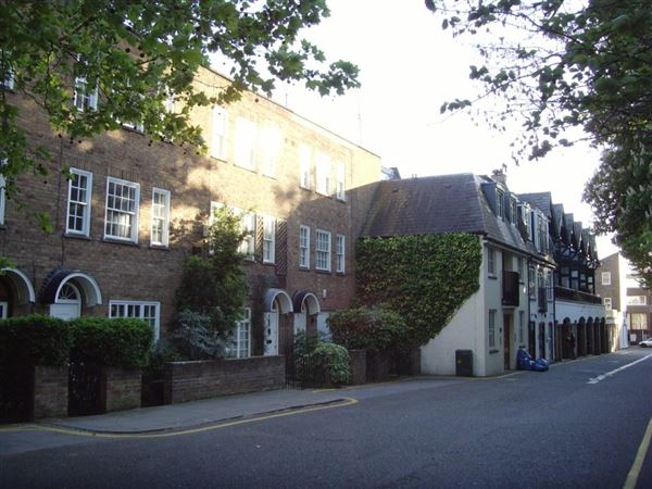 Lansdowne Mews (01/05/2019)
