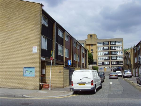 Trellick Tower and Edenham Estate (01/05/2019)