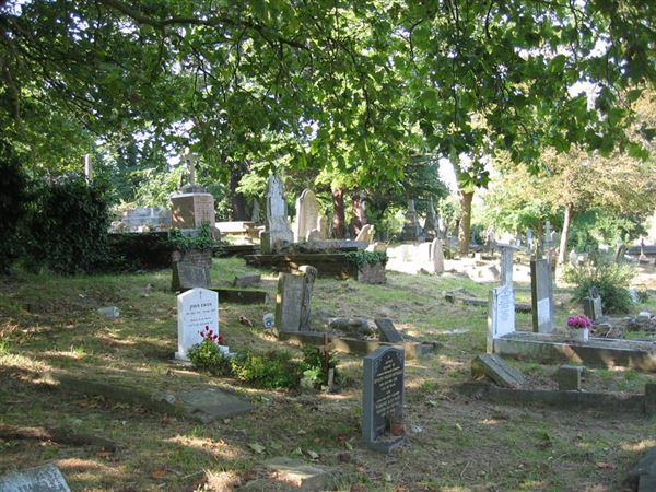 West Norwood Cemetery, Catacombs & Greek Chapel (01/05/2019)