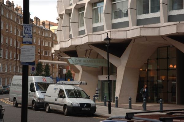 1 Kemble Street (01/05/2019)