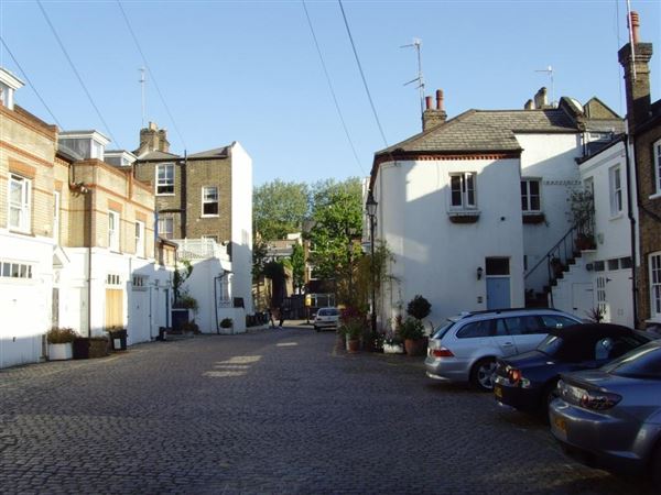 Wilby Mews (01/05/2019)