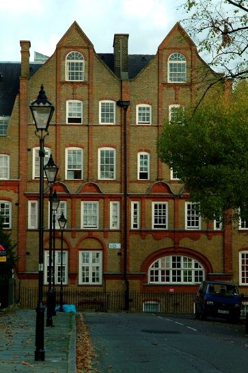 Lloyd Street and Lloyd Square (01/05/2019)
