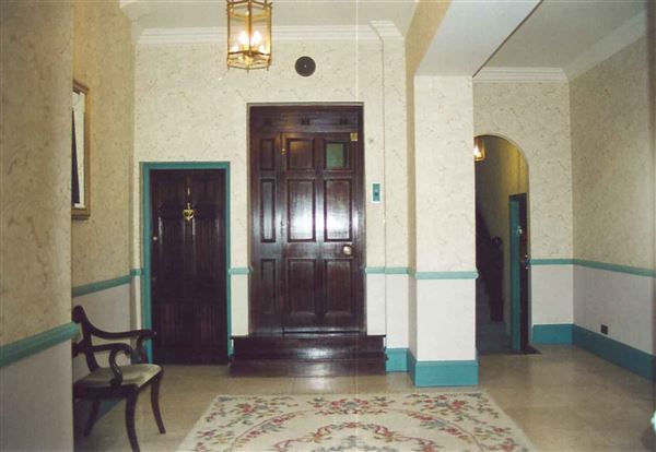 Egerton Place (01/05/2019)