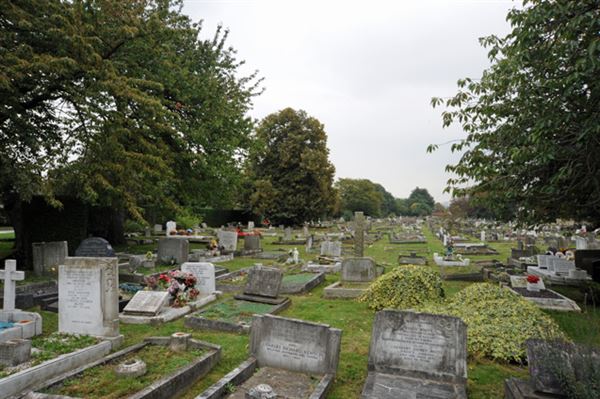 Croydon Cemetery & Crematorium (01/05/2019)