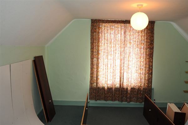 Kenmont Primary School Caretaker's House (01/05/2019)