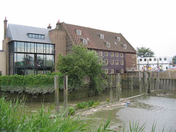 3 Mills Studios (01/05/2019)