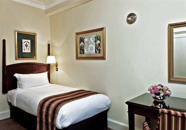 The Bailey's Hotel London (01/05/2019)