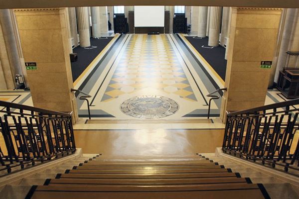 The Banking Hall (01/05/2019)