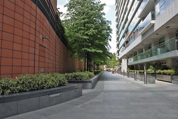 Cardinal Place - Shopping Centre (01/05/2019)