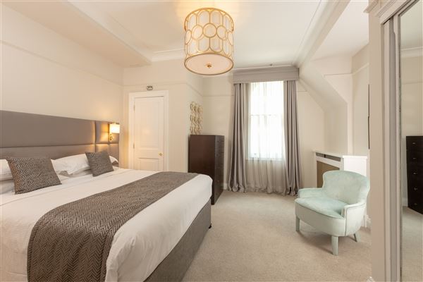 Fraser Residence Prince of Wales Terrace (01/05/2019)