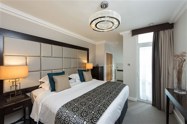 Fraser Suites Kensington (14/10/2021)