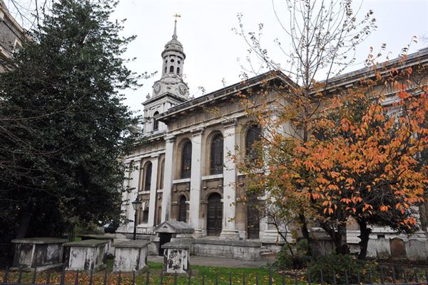 St Alfege's Church and Churchyard (01/05/2019)