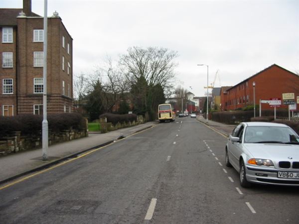 Birkenhead Avenue (01/05/2019)