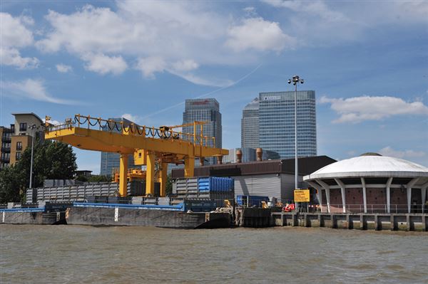 Views of Docklands from the Thames (01/05/2019)