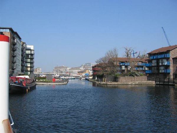 Views of Docklands from the Thames (01/05/2019)