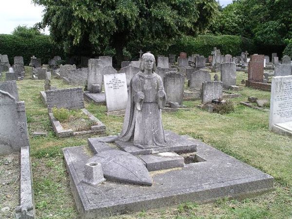 Old Southgate Cemetery (01/05/2019)