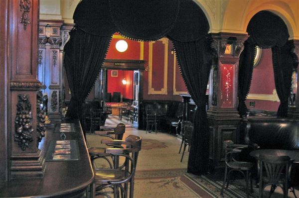 The Salisbury Hotel (01/05/2019)