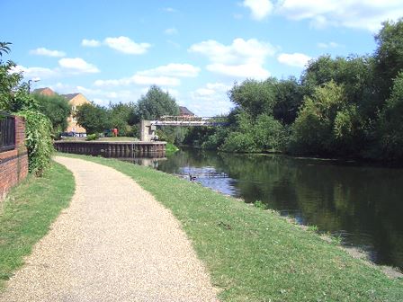 Ferry Lane Housing Estate (01/05/2019)