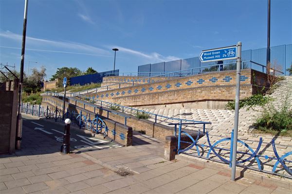 Westbury Avenue Subway (01/05/2019)