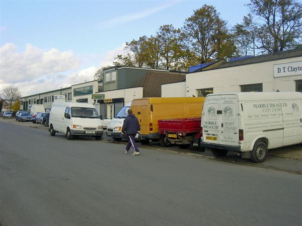 Uxbridge Industrial Estate (01/05/2019)
