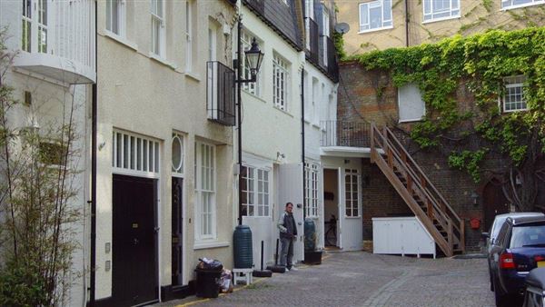 Reece Mews (01/05/2019)