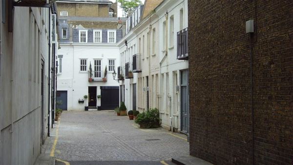 Wetherby Mews (01/05/2019)