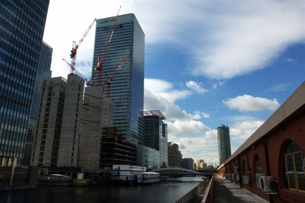 Views of Canary Wharf from Billingsgate Market (01/05/2019)
