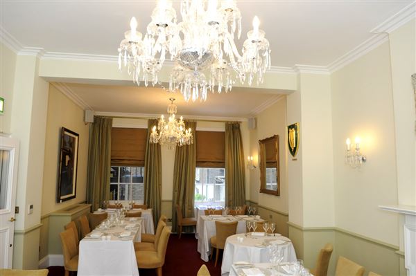 Irish Club, The (01/05/2019)