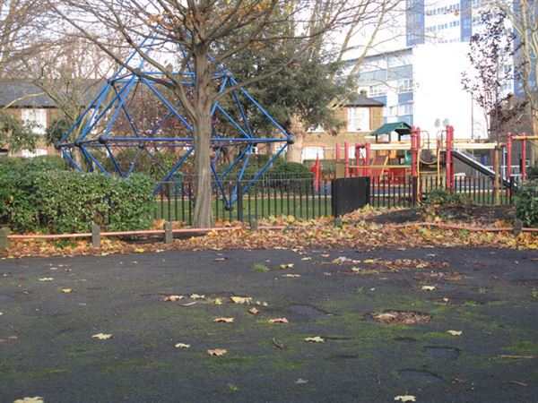 Latchmere Recreation Junior Playground (01/05/2019)