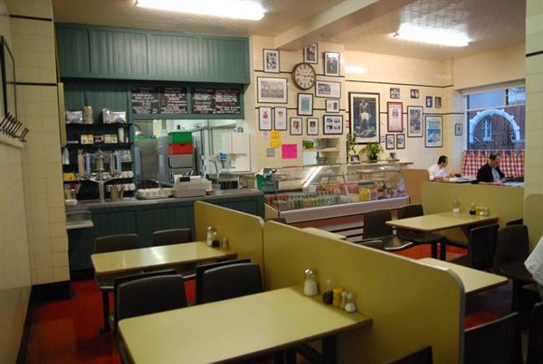 Regency Cafe, The (01/05/2019)