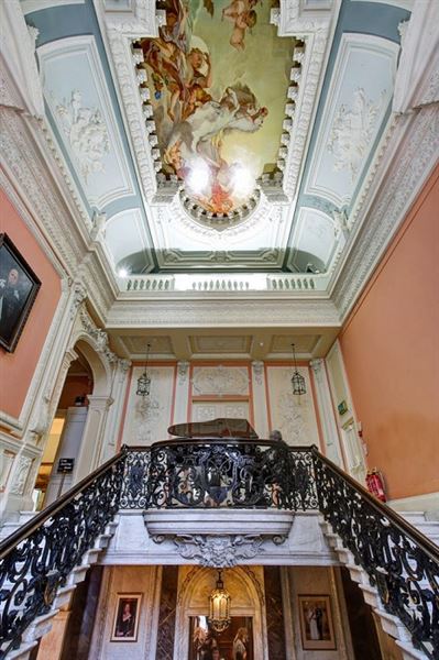 Dartmouth House (01/05/2019)