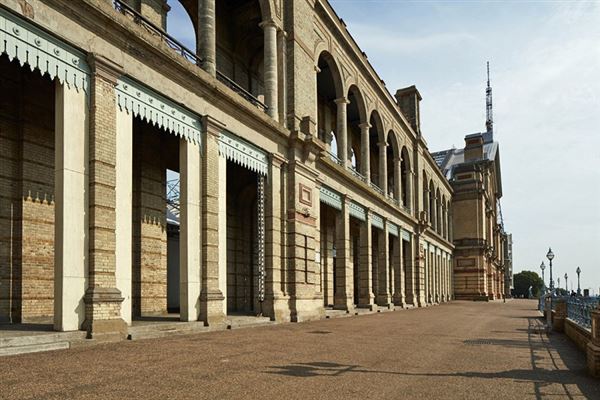 Alexandra Palace - exteriors (01/05/2019)