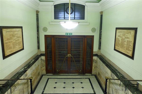 Islington Town Hall (01/05/2019)