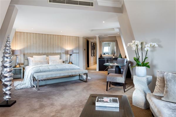 Radisson Blu Hotel, London Mercer Street (01/12/2020 - Credits: Edwardian Hotels London)