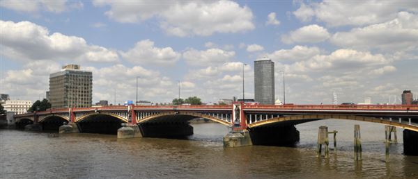 Vauxhall Bridge (01/05/2019)