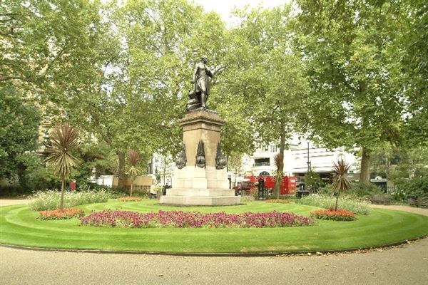 Whitehall Gardens (01/05/2019)