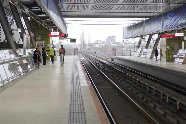 Heron Quays DLR Station (01/05/2019)