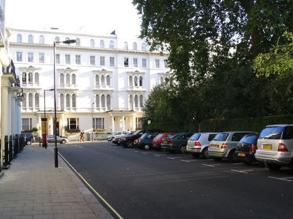 Kensington Gardens Square (01/05/2019)