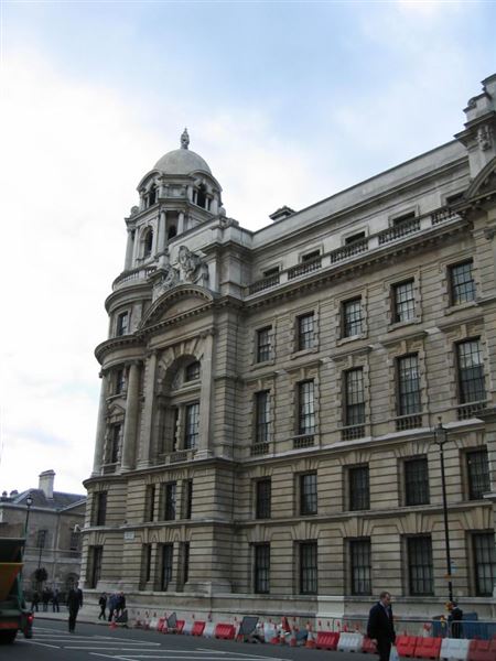 Horse Guards Avenue (01/05/2019)
