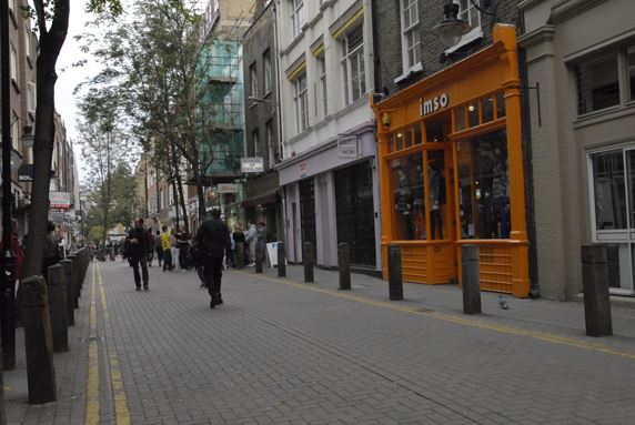 Neal Street (north of Shelton Street) (01/05/2019)