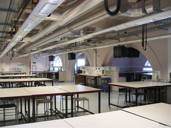 University College London - labs (01/05/2019)