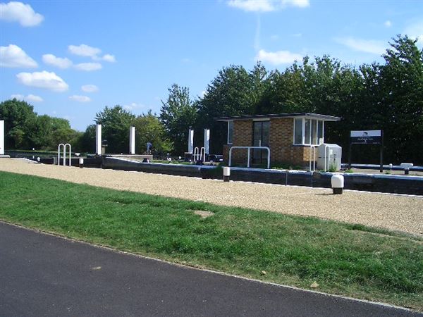 Stonebridge Lock (01/05/2019)